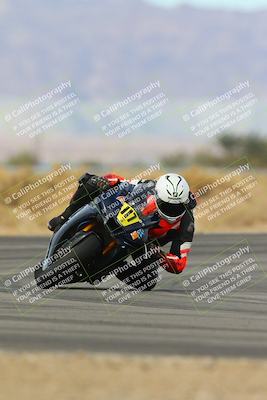 media/Feb-07-2025-CVMA Friday Practice (Fri) [[7034960ba2]]/3-Racer 3-NRS/Session 4 (Turn 16)/
